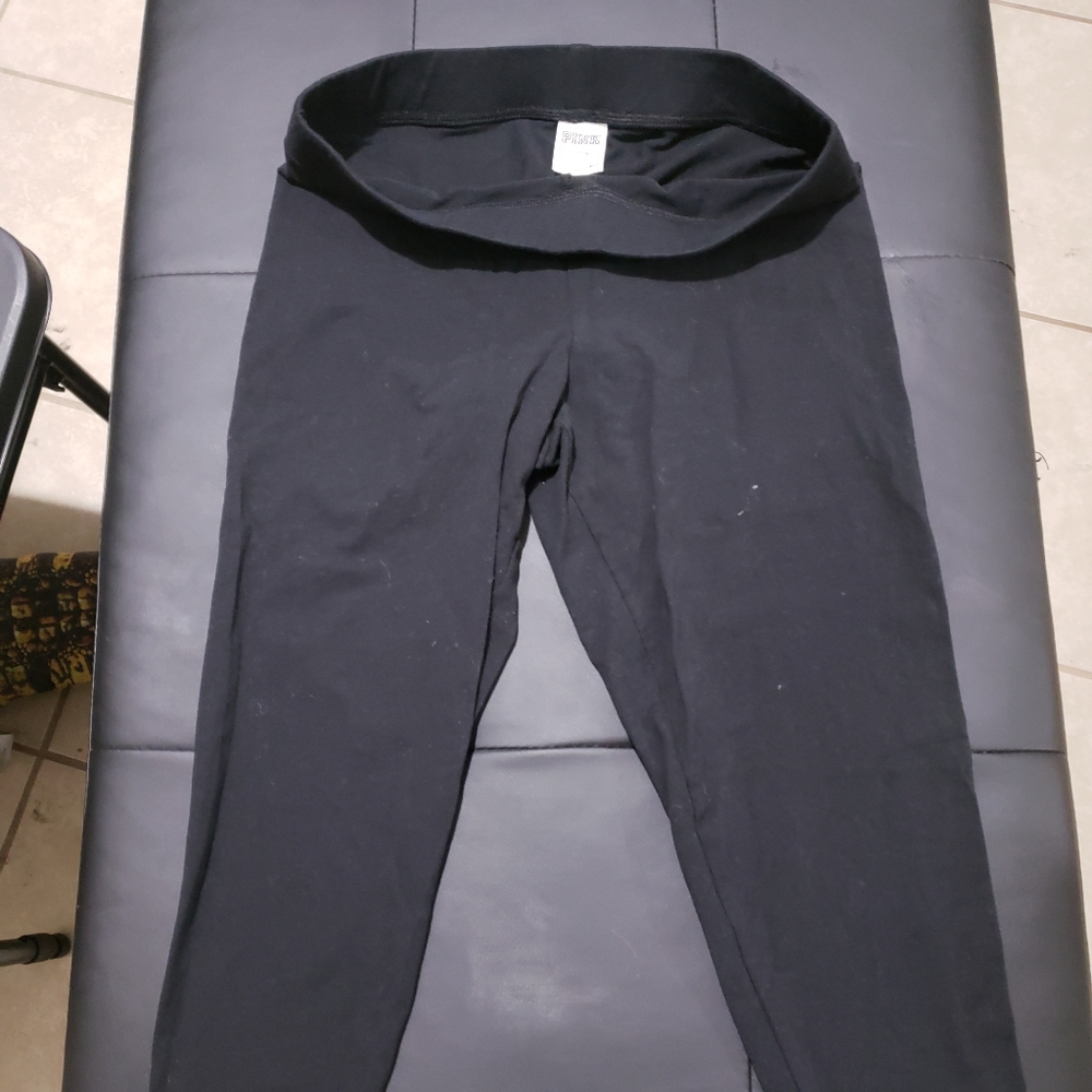 Pink victoria's Secret yoga capris